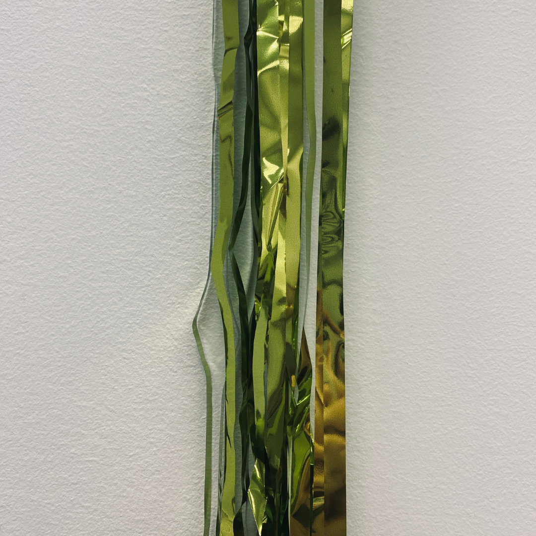 Lime Hanging Streamer Balloon Tails