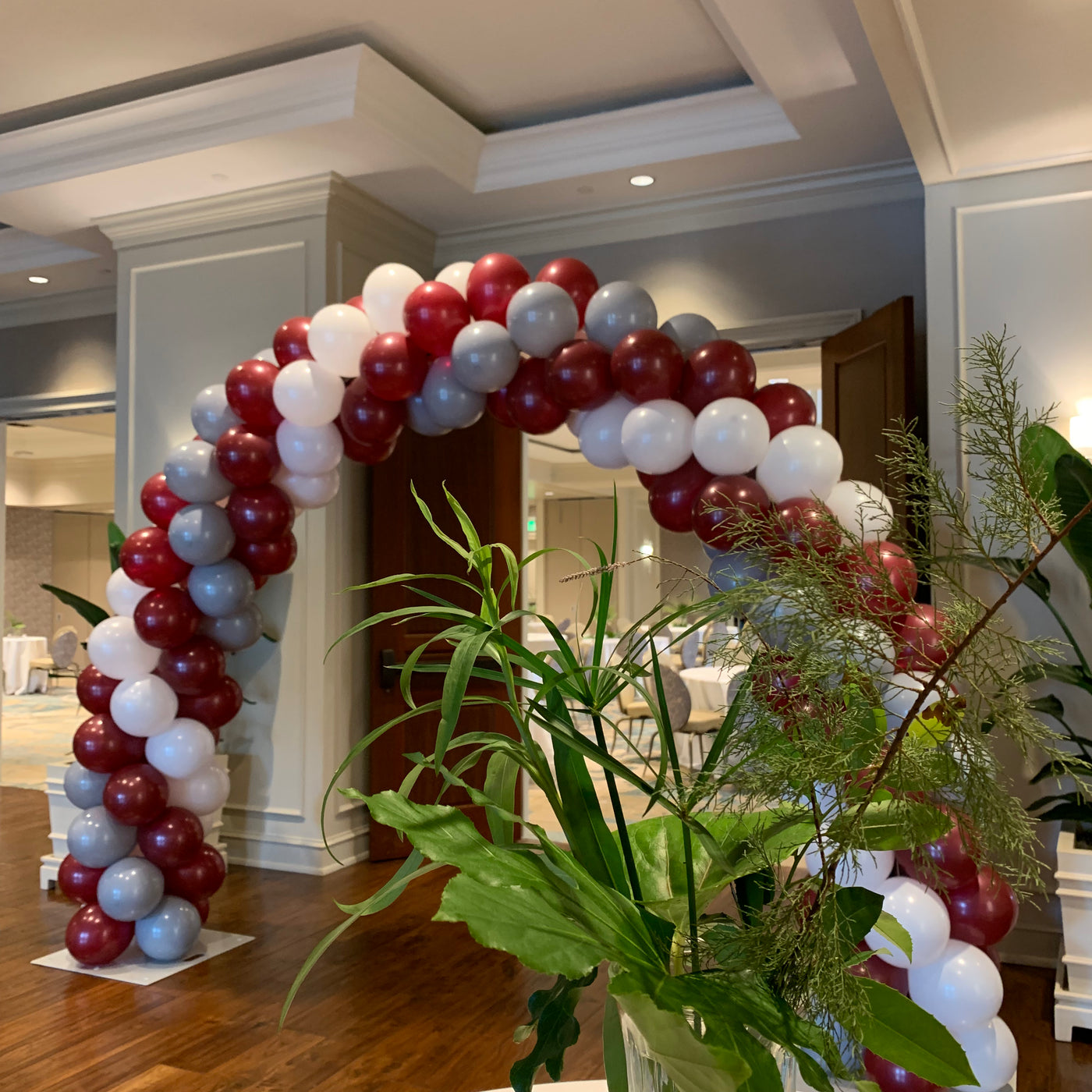 Small Pearl Burgundy Latex Balloon (11 Inch)